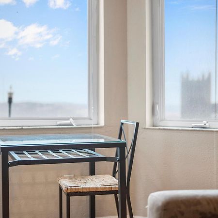 Charming Studio-Panoramic View-Your Pittsburgh Sanctuary Lägenhet Exteriör bild