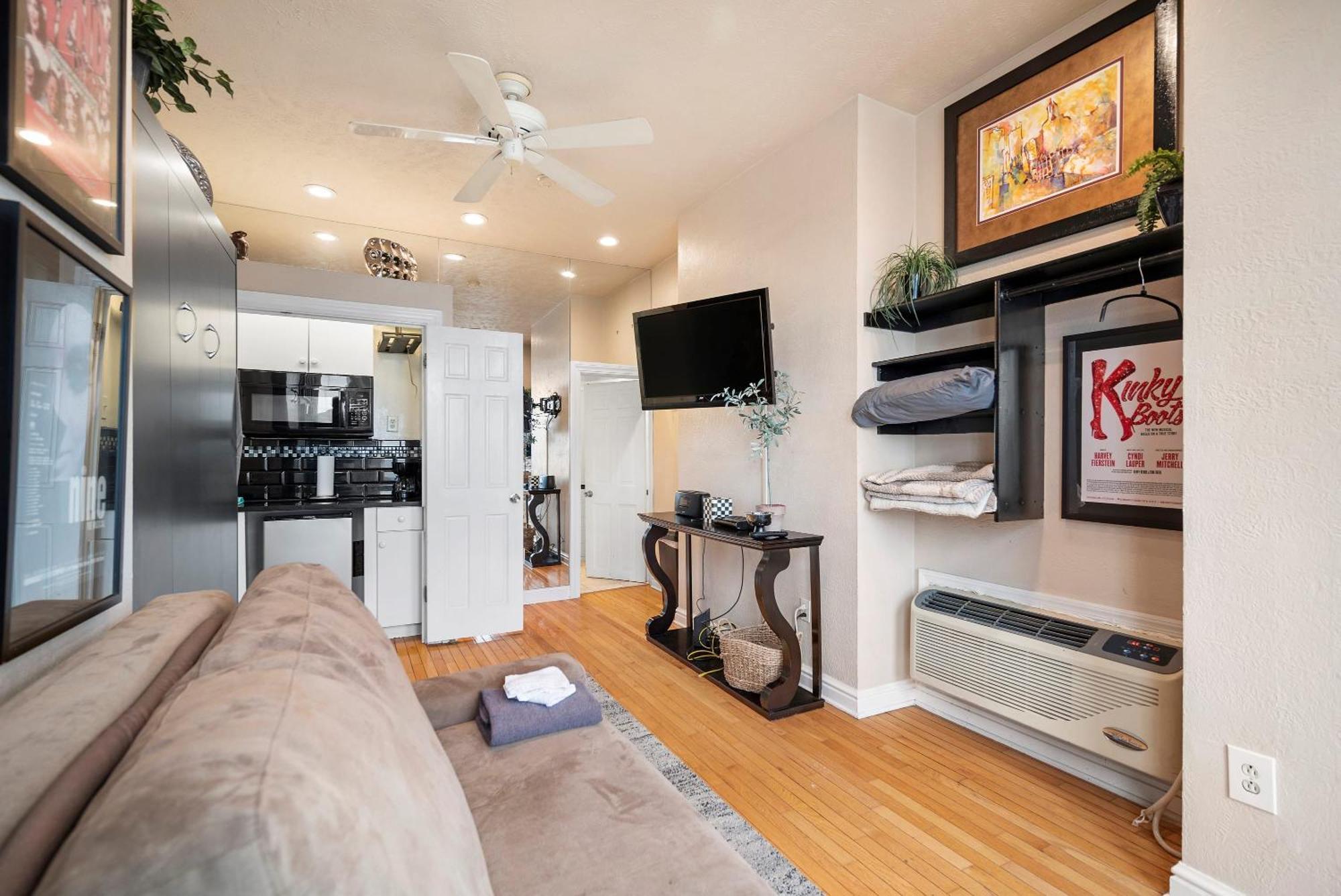 Charming Studio-Panoramic View-Your Pittsburgh Sanctuary Lägenhet Exteriör bild